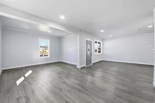 3922 Rainier St, Irving, TX 75062 - Photo 3