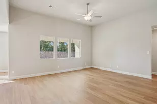 4018 Granbury Dr, Farmersville, TX 75442 - Photo 11