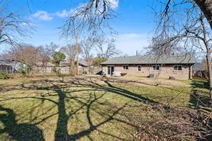 2002 Cottie Ln, Arlington, TX 76010 - Photo 33