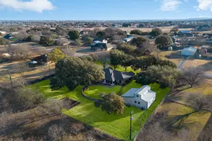 1716 Dove Ln, Crowley, TX 76036 - Photo 35