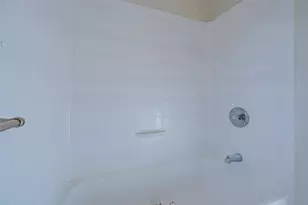 720 Jupiter Ave, Granbury, TX 76049 - Photo 13