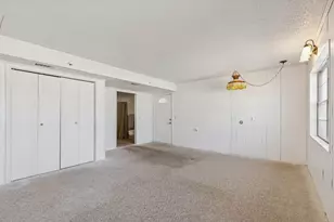 100 Oakhurst Dr, Hurst, TX 76053 - Photo 23