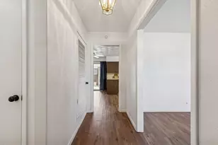 100 Oakhurst Dr, Hurst, TX 76053 - Photo 3