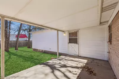 100 Oakhurst Drive, Hurst, TX 76053 - Photo 25