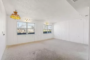 100 Oakhurst Dr, Hurst, TX 76053 - Photo 21