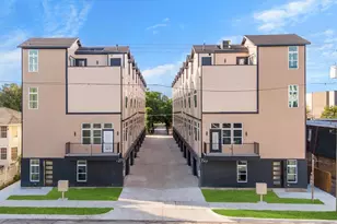 727 W 10th St, Dallas, TX 75208 - Photo 1