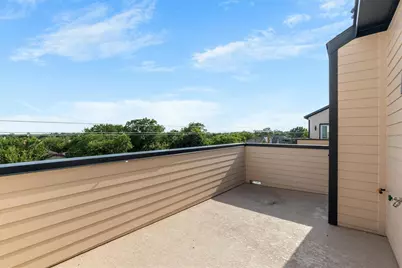 727 W 10th Street #109, Dallas, TX 75208 - Photo 29