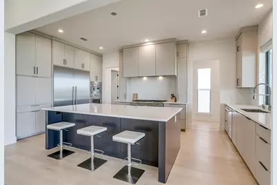 12404 Bella Italia Drive, Benbrook, TX 76126 - Photo 9