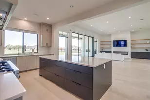 12404 Bella Italia Dr, Benbrook, TX 76126 - Photo 11