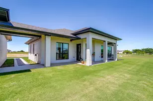 12404 Bella Italia Dr, Benbrook, TX 76126 - Photo 31