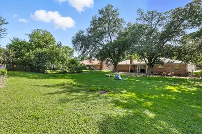 212 Glenn Drive, Hurst, TX 76053 - Photo 27