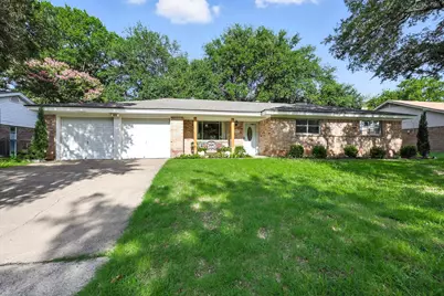 212 Glenn Drive, Hurst, TX 76053 - Photo 31