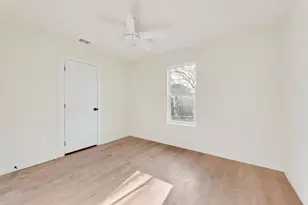 1553 Harris Ct, Dallas, TX 75223 - Photo 11