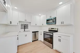 1553 Harris Ct, Dallas, TX 75223 - Photo 7