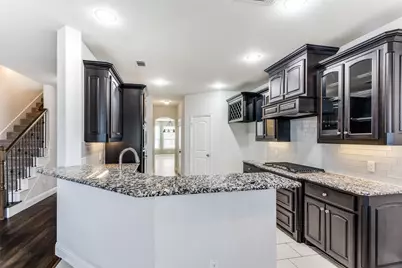 5448 Tuxbury Pond Drive, Fort Worth, TX 76179 - Photo 9