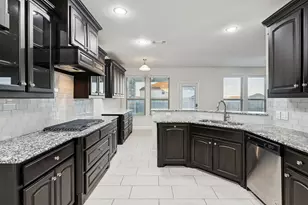 5448 Tuxbury Pond Dr, Fort Worth, TX 76179 - Photo 13