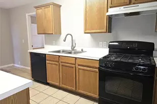 2405 Tisbury Way, Little Elm, TX 75068 - Photo 5