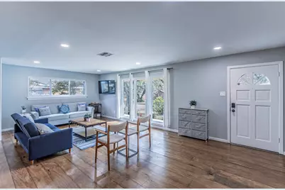 5729 Westlawn Drive, Waco, TX 76710 - Photo 3