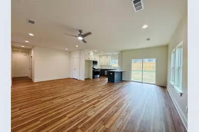 1205 Hemphill Street, Greenville, TX 75401 - Photo 3