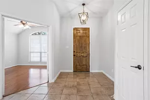 2235 Wildrose Dr, Little Elm, TX 75068 - Photo 5