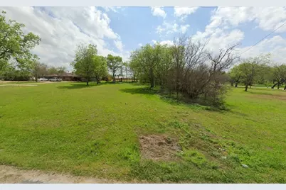 404 Mark Street, Hillsboro, TX 76645 - Photo 1