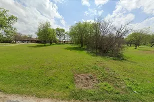 404 Mark St, Hillsboro, TX 76645 - Photo 1