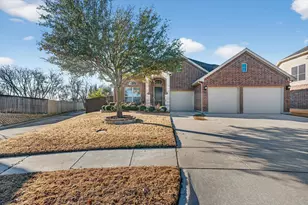 2931 Trail Lake Dr, Grand Prairie, TX 75054 - Photo 3