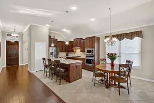 2931 Trail Lake Dr, Grand Prairie, TX 75054 - Photo 15