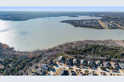 2931 Trail Lake Drive, Grand Prairie, TX 75054 - Photo 37