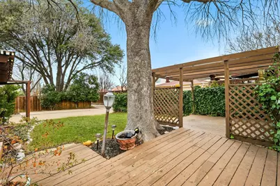 1311 Robincreek Cove, Lewisville, TX 75067 - Photo 37