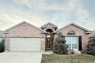 10605 Foothill Dr, Fort Worth, TX 76131 - Photo 1