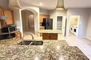 10605 Foothill Dr, Fort Worth, TX 76131 - Photo 7