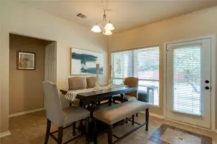 1405 Kingsbrook Cir, McKinney, TX 75072 - Photo 19