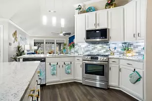 5404 Royal Birkdale Dr, Fort Worth, TX 76135 - Photo 9