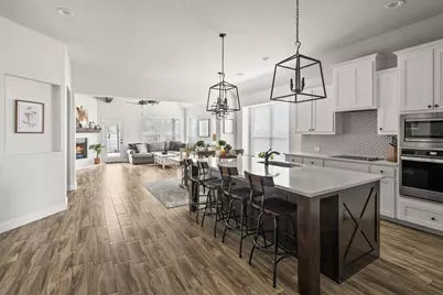 421 Monarch Way, Justin, TX 76247 - Photo 5