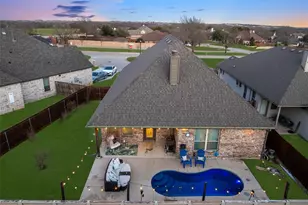 421 Monarch Wy, Justin, TX 76247 - Photo 31