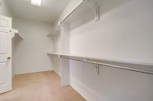 519 Deerwood Dr, Burleson, TX 76028 - Photo 23