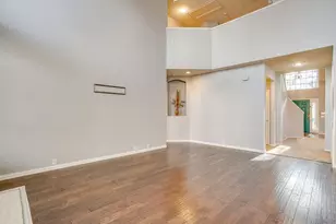 519 Deerwood Dr, Burleson, TX 76028 - Photo 9