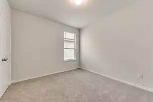 1033 King St, Aubrey, TX 76227 - Photo 5