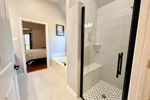 9001 Ravenswood Rd, Granbury, TX 76049 - Photo 23