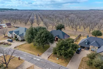 9001 Ravenswood Road, Granbury, TX 76049 - Photo 37