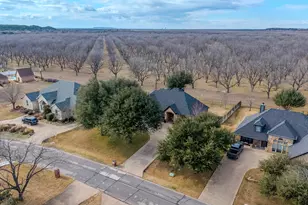 9001 Ravenswood Rd, Granbury, TX 76049 - Photo 37