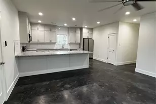 1227 Rosemary St, Greenville, TX 75401 - Photo 3