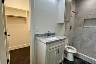 1227 Rosemary St, Greenville, TX 75401 - Photo 9