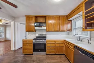 900 W Sycamore St, Sherman, TX 75092 - Photo 7