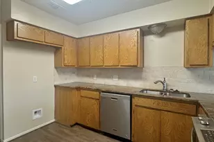 1114 Suburban St, Cedar Hill, TX 75104 - Photo 7