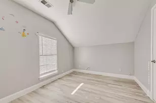 400 Buckskin Dr, Red Oak, TX 75154 - Photo 21