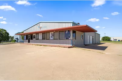 124 Faircrest Drive, Cleburne, TX 76033 - Photo 5