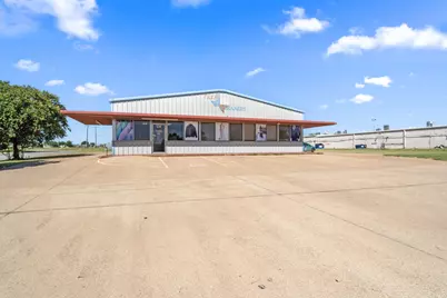 124 Faircrest Drive, Cleburne, TX 76033 - Photo 3