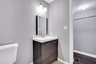 620 E Elm St, Hillsboro, TX 76645 - Photo 13